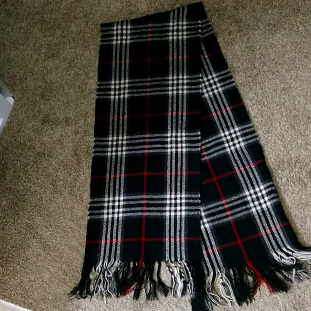 Scarf- black, red & white